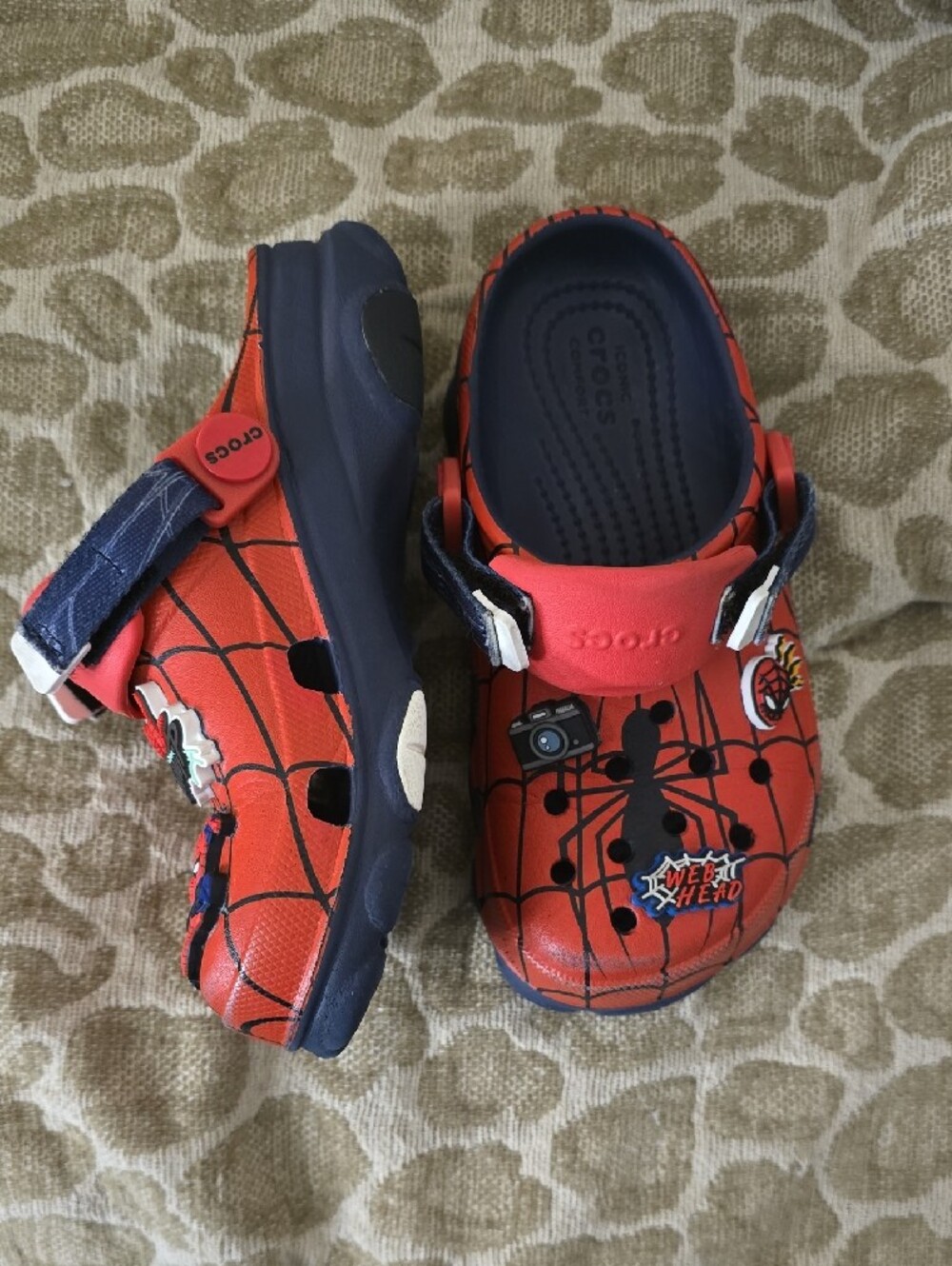 Crocs Kids' Spider-Man Red Clogs - Picture 2 of 2